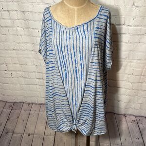 DKNY Jeans pattern blue and gray short sleeve top size 3